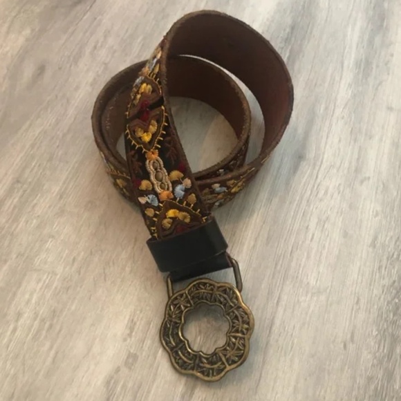 EUC Lucky Brand Embroidered Belt - Picture 3 of 3